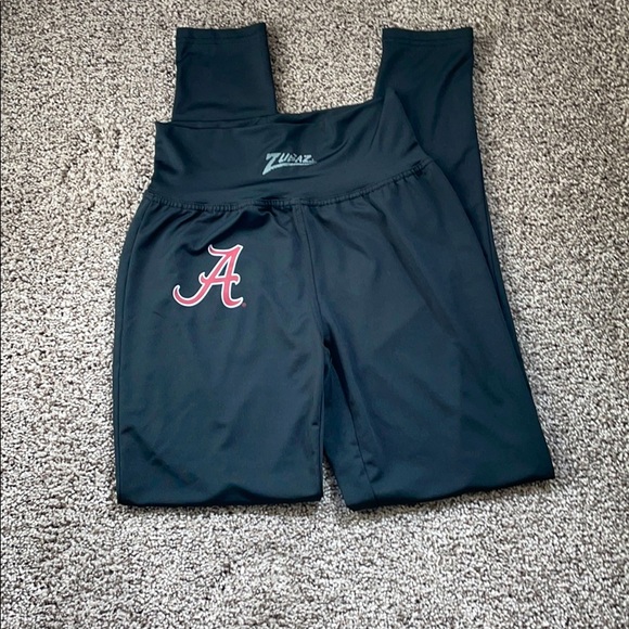 Alabama Zubaz.  Excellent condition - Picture 1 of 3